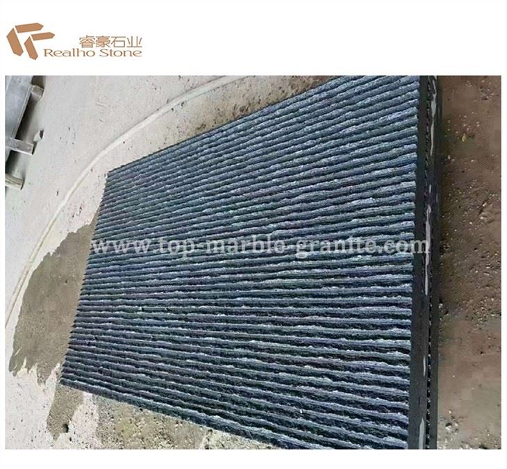 Stone tile